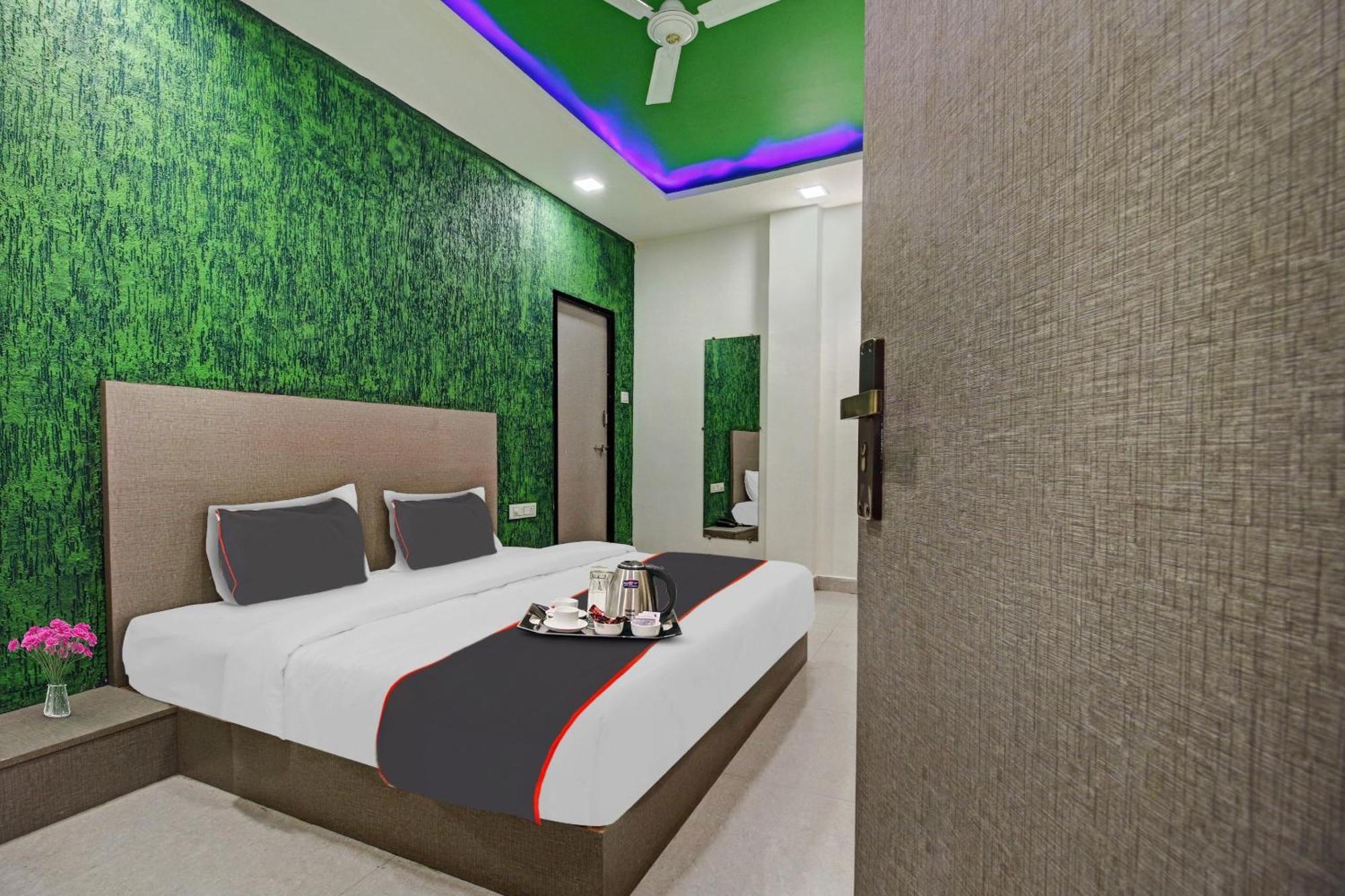 Hotel Super Collection O The Wishtler Bhopal Esterno foto