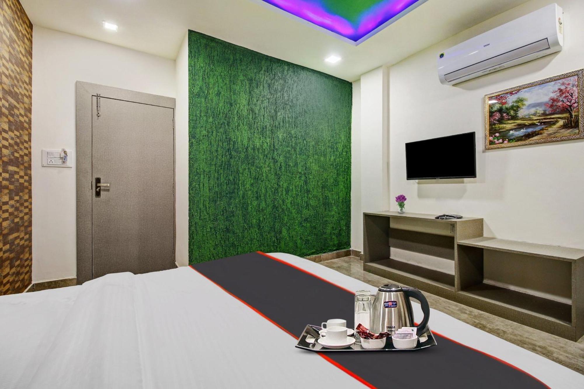 Hotel Super Collection O The Wishtler Bhopal Esterno foto