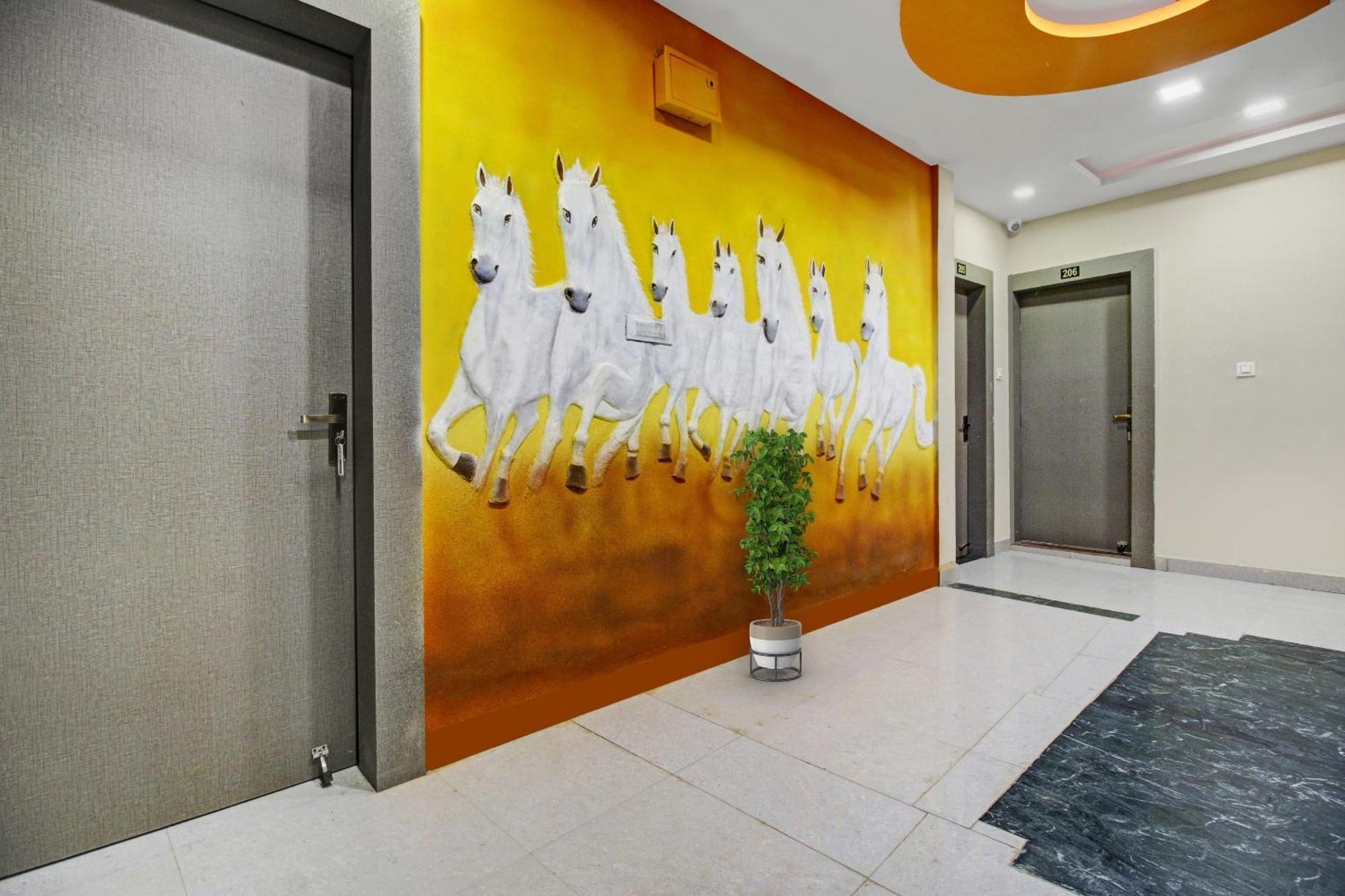 Hotel Super Collection O The Wishtler Bhopal Esterno foto