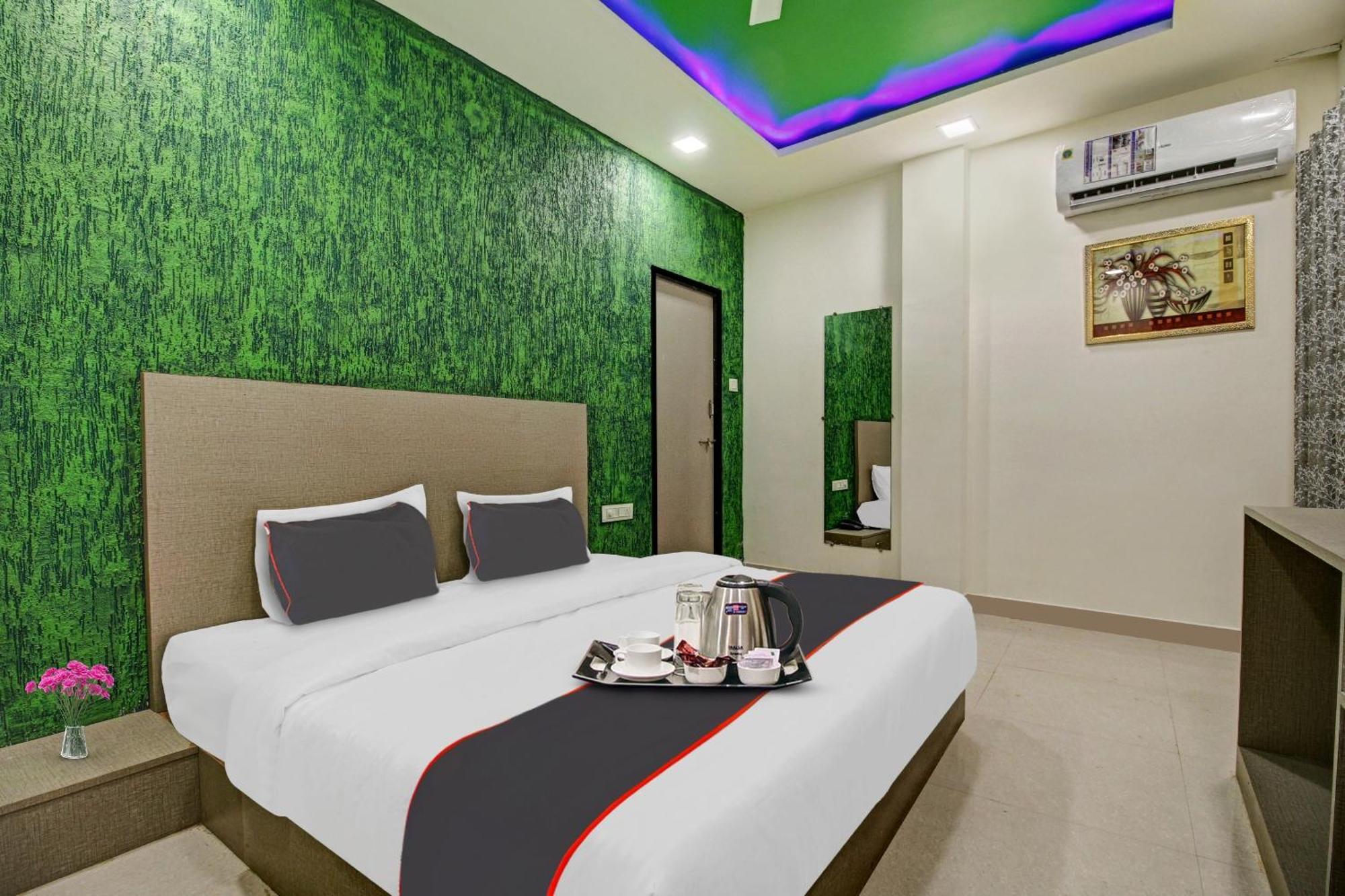 Hotel Super Collection O The Wishtler Bhopal Esterno foto